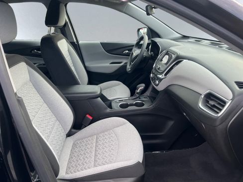 Used 2022 Chevrolet Equinox LS image 20