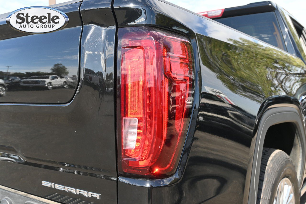 Certified 2025 GMC Sierra 1500 Denali w/ Technology Package AWD/4WD image 21
