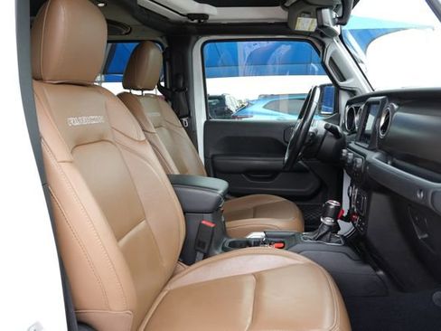 Used 2020 Jeep Gladiator Rubicon AWD/4WD image 9