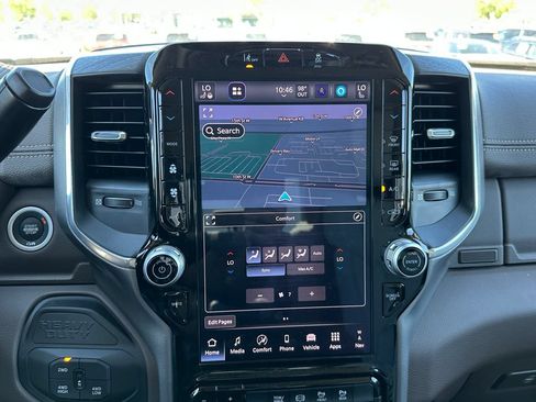 New 2025 RAM 2500 Laramie w/ Towing Technology Group AWD/4WD image 25