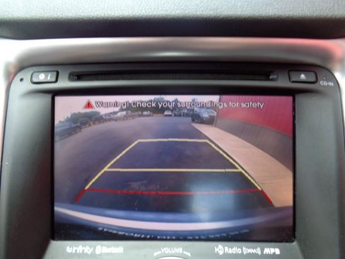 Used 2015 Hyundai Sonata Limited w/ Option Group 02 FWD image 11