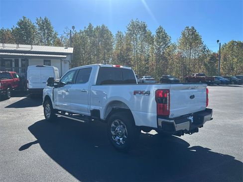 New 2026 Ford F350 Lariat w/ Chrome Package image 7