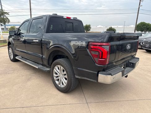 Used 2025 Ford F150 Lariat w/ Equipment Group 501A Mid AWD/4WD image 5