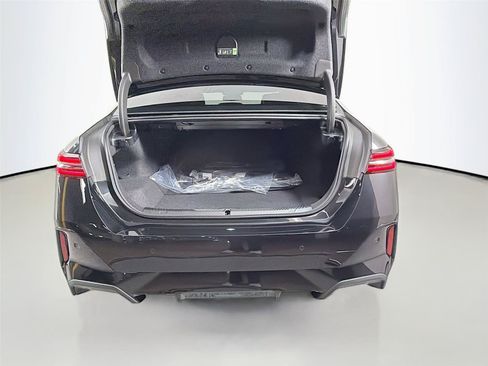 New 2026 BMW i5 eDrive40 w/ M Sport Package RWD image 51