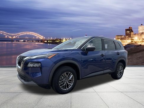 Used 2023 Nissan Rogue S AWD/4WD image 1