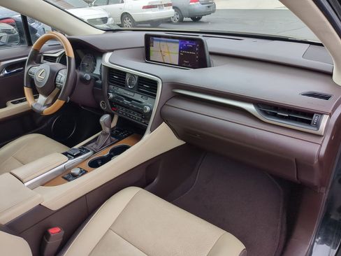 Used 2019 Lexus RX 450h AWD w/ Navigation Package image 36