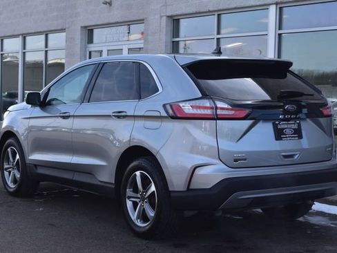 Used 2024 Ford Edge SEL w/ Convenience Package image 4