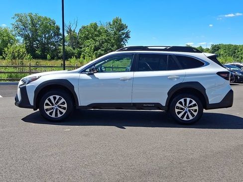 Certified 2024 Subaru Outback Premium w/ Popular Package #1 AWD/4WD image 4