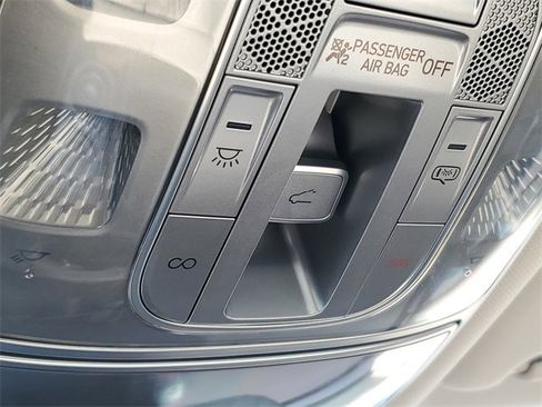 Used 2022 Genesis G80 2.5T w/ Advanced Package image 32