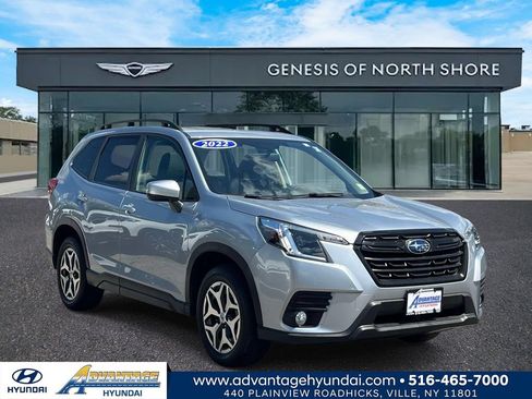 Used 2022 Subaru Forester Premium AWD/4WD image 1