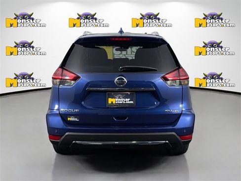 Used 2020 Nissan Rogue SV image 6