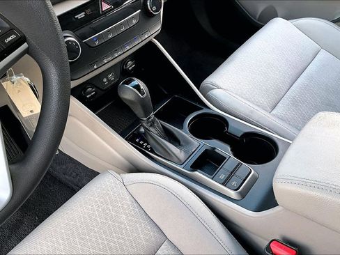 Used 2018 Hyundai Tucson SEL image 17