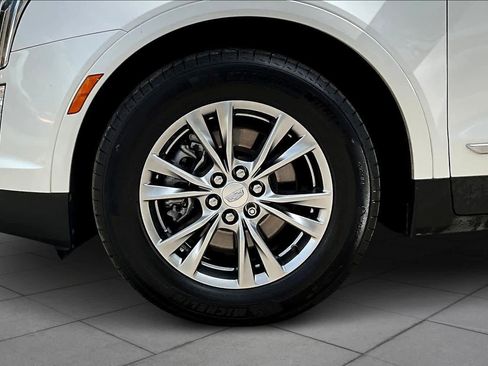 Used 2021 Cadillac XT5 Premium Luxury image 10