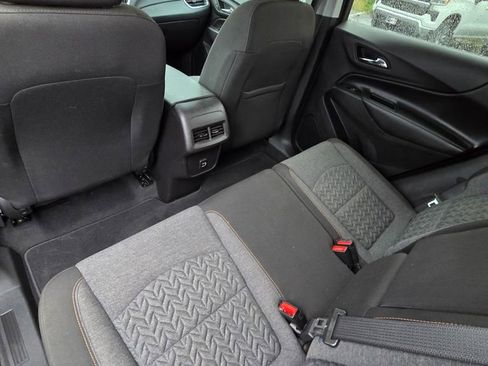 Used 2023 Chevrolet Equinox LT image 10