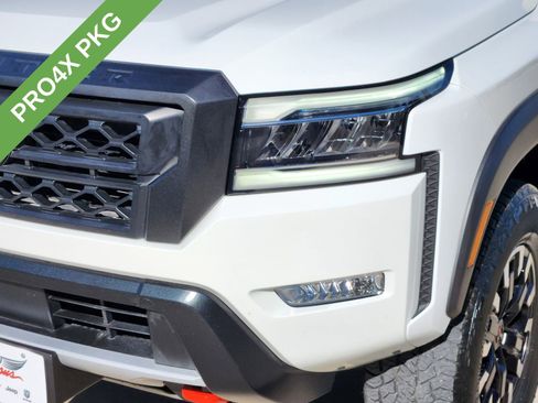 Used 2024 Nissan Frontier PRO-4X w/ Off-Road Protection Package image 8