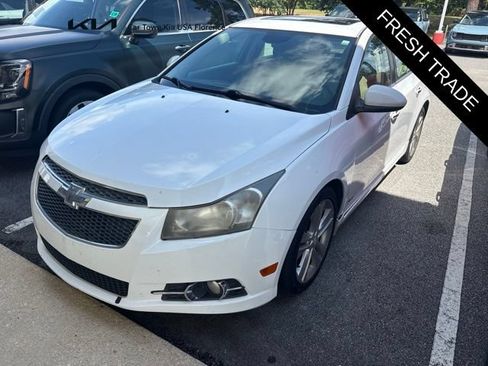 Used 2014 Chevrolet Cruze LTZ w/ Sun, Sound and Sport Package FWD image 4
