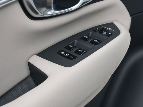 New 2026 Volvo XC90 B6 Ultra image 11