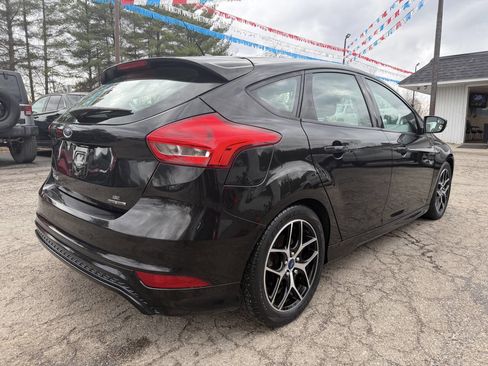 Used 2015 Ford Focus SE w/ SE Sport Package image 5