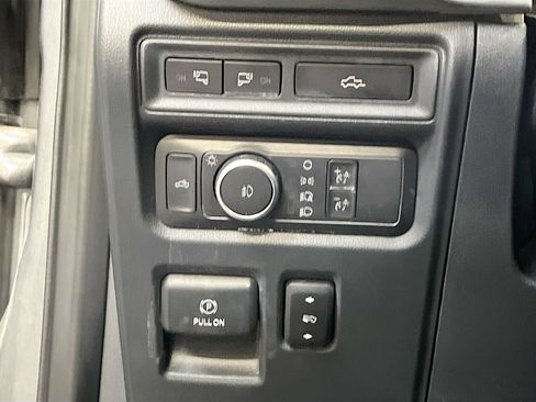 Used 2022 Ford F150 Lariat AWD/4WD image 10