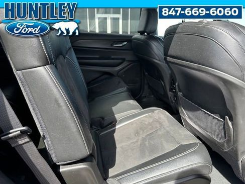 Used 2024 Jeep Grand Cherokee L Laredo AWD/4WD image 14
