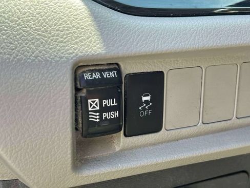 Certified 2020 Toyota Sienna XLE AWD/4WD image 23