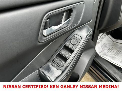 Certified 2026 Nissan Rogue SV AWD/4WD image 37