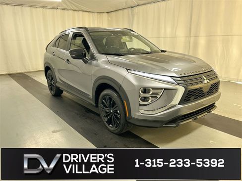 Used 2024 Mitsubishi Eclipse Cross Black Edition image 1