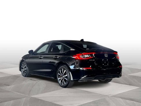 Used 2024 Honda Civic EX-L image 6