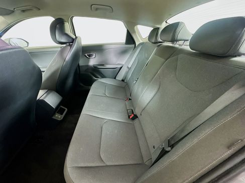 Used 2025 Kia K4 FWD image 26