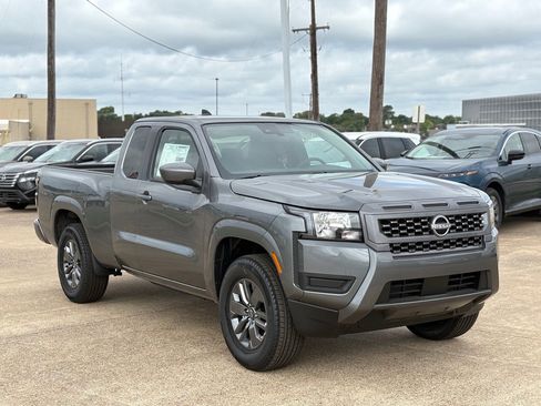 New 2025 Nissan Frontier SV image 5