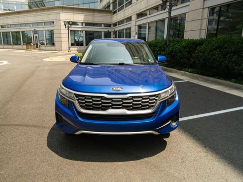 Used 2021 Kia Seltos LX AWD/4WD image 8