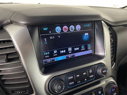 Used 2017 Chevrolet Tahoe LT image 3