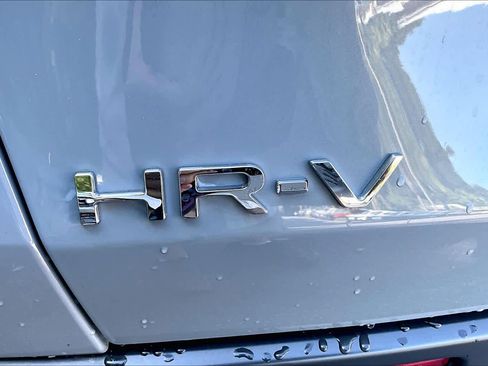 Used 2024 Honda HR-V Sport image 29