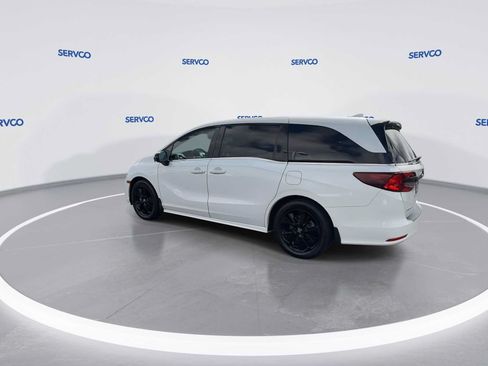 Used 2023 Honda Odyssey Sport image 5