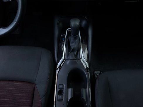 Used 2025 Toyota Corolla SE FWD image 14
