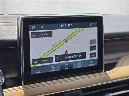 Used 2020 Lincoln Corsair Reserve w/ Rear Removable Package Tray FWD image 13