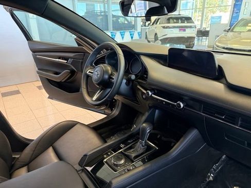 Used 2023 MAZDA MAZDA3 s FWD image 27