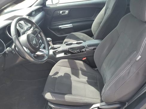 Used 2018 Ford Mustang Coupe w/ Equipment Group 101A RWD image 26