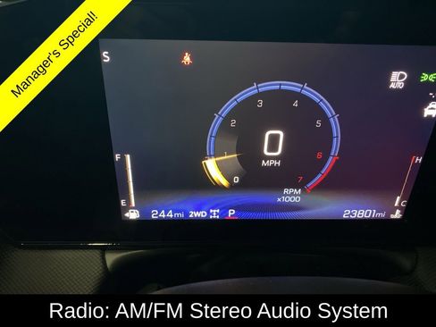 Used 2025 Chevrolet TrailBlazer LT w/ Driver Confidence Package image 4