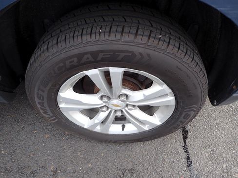 Used 2011 Chevrolet Equinox LT image 25