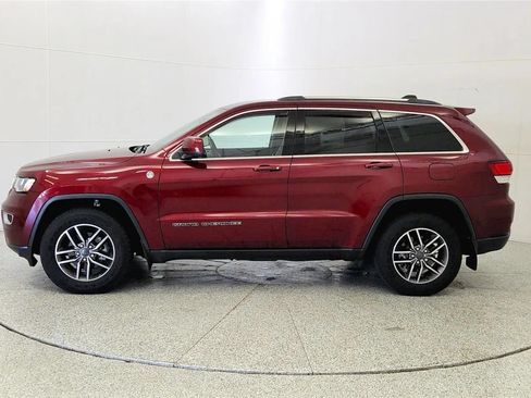 Used 2020 Jeep Grand Cherokee Laredo w/ Quick Order Package 2BN North AWD/4WD image 4