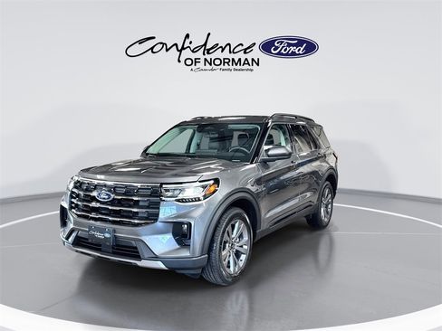 New 2026 Ford Explorer Active image 3