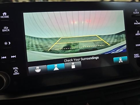 Used 2018 Honda Accord EX-L image 24