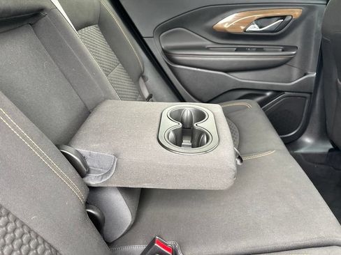 Used 2020 GMC Terrain SLE w/ Elevation Edition FWD image 40
