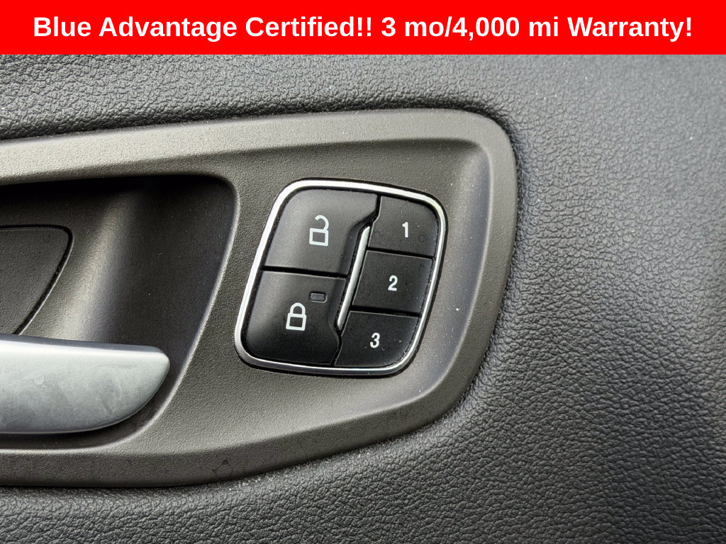 Used 2018 Ford Escape Titanium w/ Ford Safe & Smart Package AWD/4WD image 24