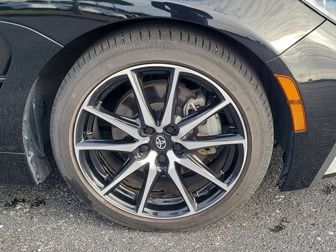 Used 2023 Toyota GR86 w/ ALL Weather Mat Package (TMS) RWD image 10