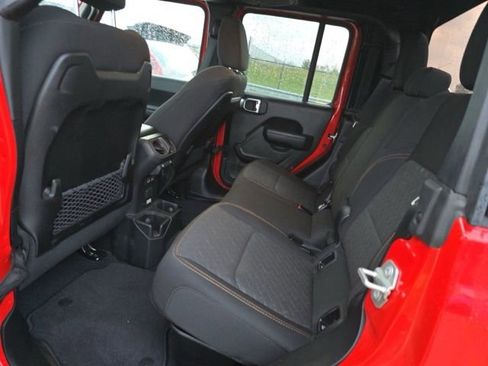 Used 2024 Jeep Gladiator Mojave w/ Convenience Group image 14