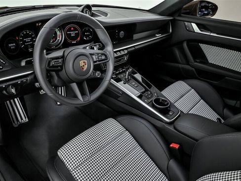 Used 2025 Porsche 911 Turbo S AWD/4WD image 23
