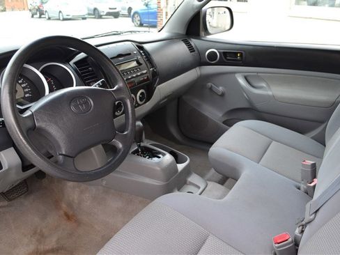 Used 2008 Toyota Tacoma 2WD Regular Cab image 9
