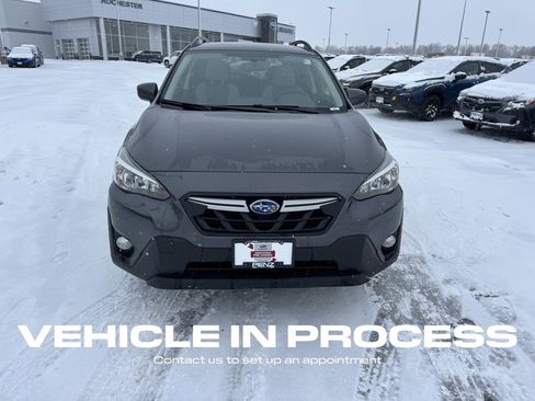 Used 2023 Subaru Crosstrek 2.0i Premium image 8